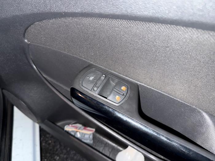 Opel Corsa D 1.2 16V LPG Sloopvoertuig (2012, Wit)