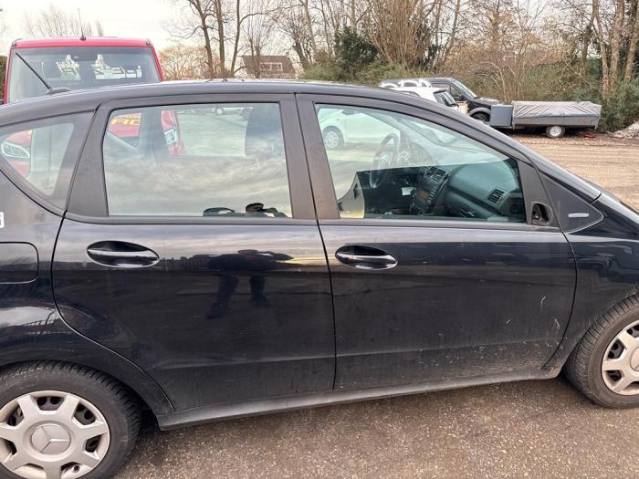 Mercedes A 1.5 A-160 Sloopvoertuig (2010, Zwart)