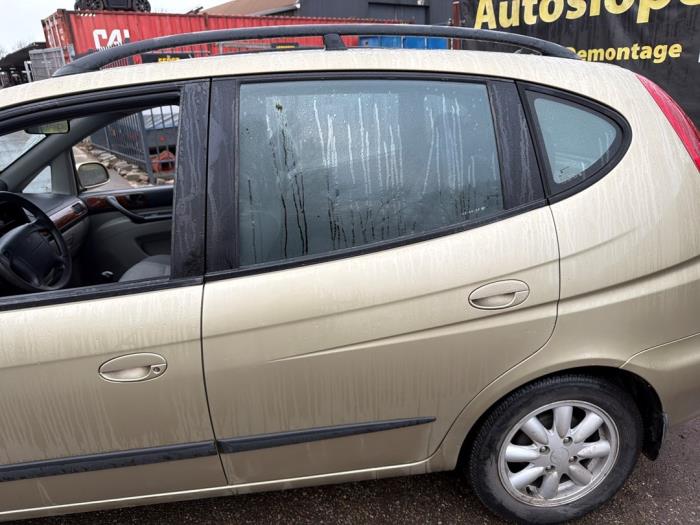 Daewoo Tacuma 2.0 16V Sloopvoertuig (2000, Beige)