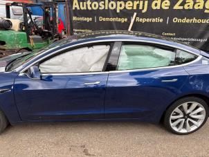 Tesla Model 3 Standard RWD Plus 60 kWh Sloopvoertuig (2019, Blauw)