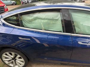 Tesla Model 3 Standard RWD Plus 60 kWh Sloopvoertuig (2019, Blauw)