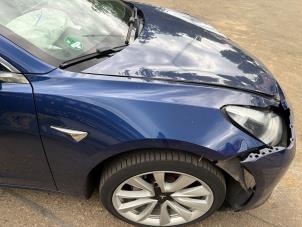 Tesla Model 3 Standard RWD Plus 60 kWh Sloopvoertuig (2019, Blauw)