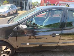 Renault Clio III 1.2 16V 75 Sloopvoertuig (2008, Zwart)
