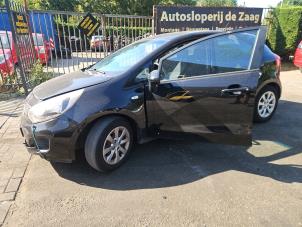 Kia Rio III 1.1 CRDi VGT 12V Sloopvoertuig (2012, Zwart)