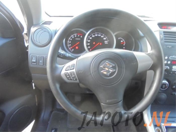 Suzuki Grand Vitara II 1.6 16V Sloopvoertuig (2007, Zwart)