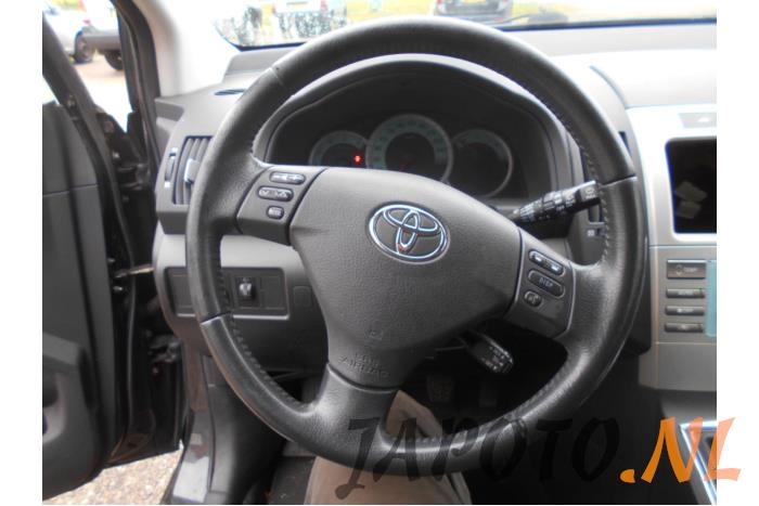 Toyota Corolla Verso 2.2 D-4D 16V Sloopvoertuig (2008, Zwart)