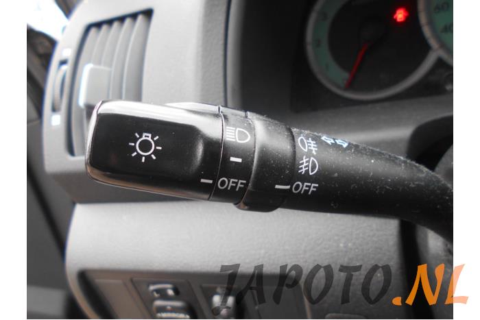 Toyota Corolla Verso 2.2 D-4D 16V Sloopvoertuig (2008, Zwart)