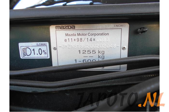 Mazda MX-5 1.6i 16V Sloopvoertuig (2001, Groen)