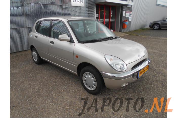 Daihatsu sirion 1999