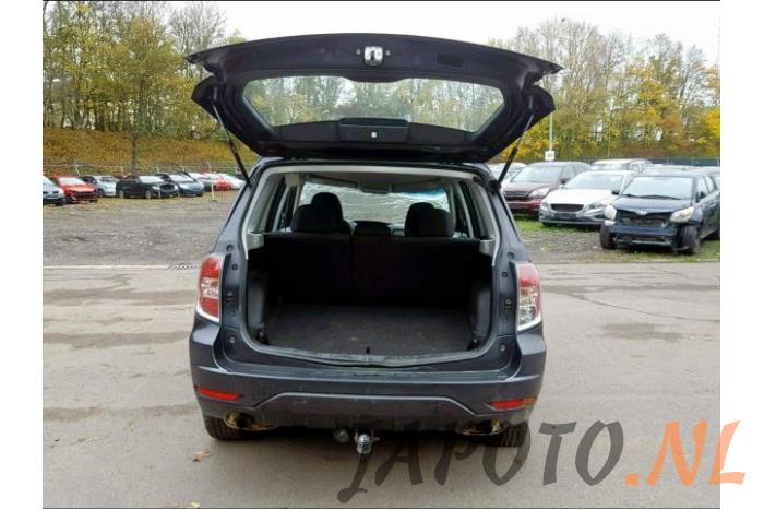 Subaru Forester 2.0D Sloopvoertuig (2011, Grijs)