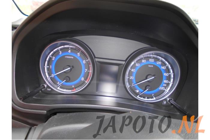 Suzuki Baleno 1.2 Dual Jet 16V Sloopvoertuig (2017, Rood)