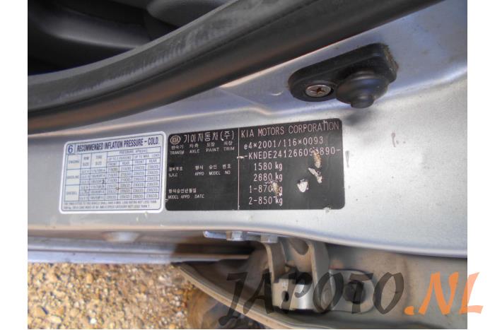Kia Rio II 1.4 16V Sloopvoertuig (2007, Grijs)