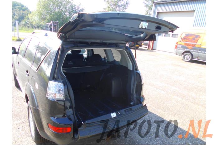 Mitsubishi Outlander 2.4 16V Mivec 4x2 Sloopvoertuig (2008, Zwart)
