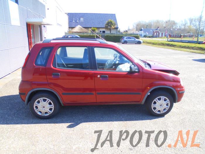 Suzuki Ignis 1.3 16V Sloopvoertuig (2002, Rood)