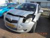 Toyota Yaris II 1.3 16V VVT-i Sloopvoertuig (2006, Grijs)