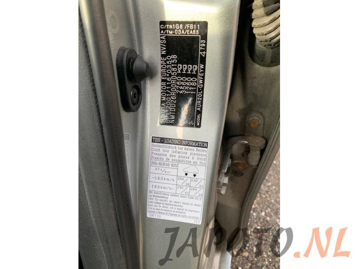 Toyota Verso 2.0 16V D-4D-F Sloopvoertuig (2011, Metallic, Grijs)