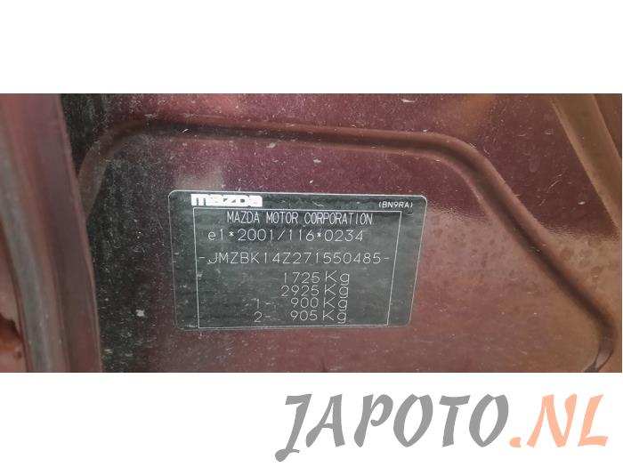 Mazda 3 Sport 1.6i 16V Sloopvoertuig (2006, Paars)