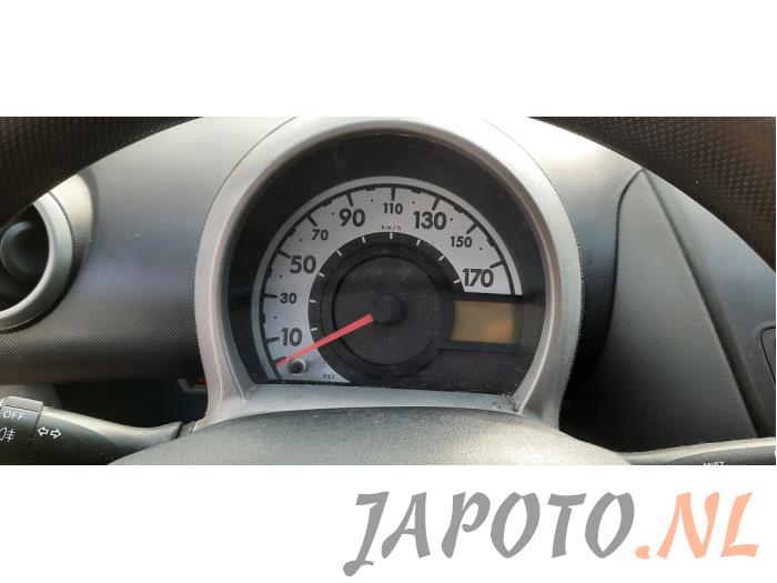 Toyota Aygo 1.0 12V VVT-i Sloopvoertuig (2005, Rood)