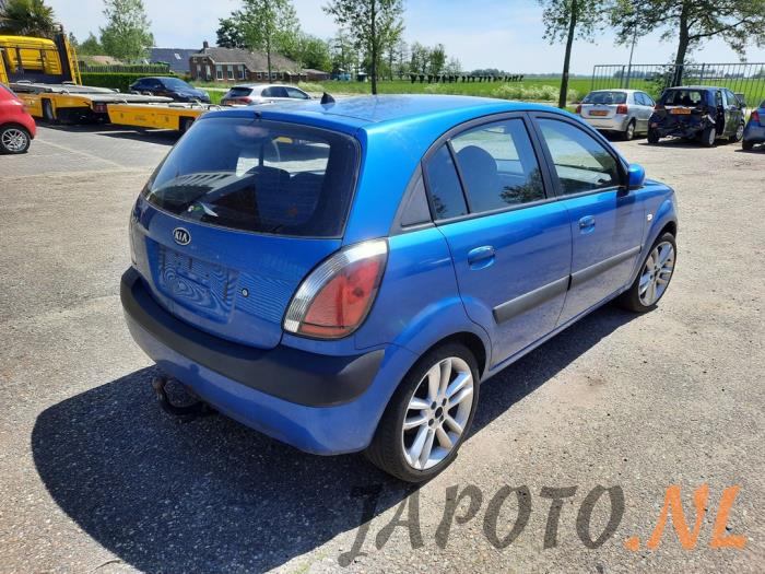 Kia Rio II 1.4 16V Sloopvoertuig (2006, Blauw)