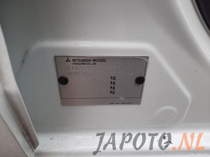 Mitsubishi Space Star 1.0 12V Sloopvoertuig (2018, Wit)