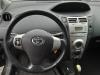 Toyota Yaris II 1.3 16V VVT-i Sloopvoertuig (2006, Zwart)
