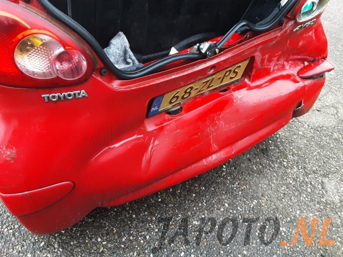 Toyota Aygo 1.0 12V VVT-i Sloopvoertuig (2008, Rood)