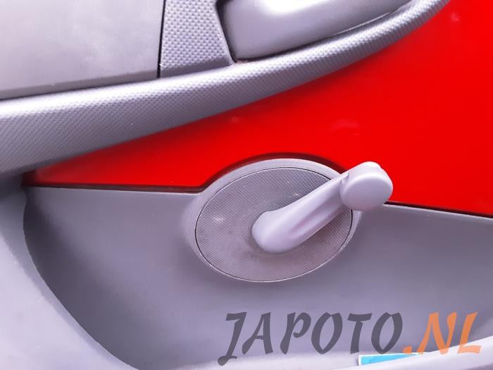 Toyota Aygo 1.0 12V VVT-i Sloopvoertuig (2008, Rood)