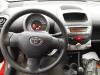 Toyota Aygo 1.0 12V VVT-i Sloopvoertuig (2008, Rood)