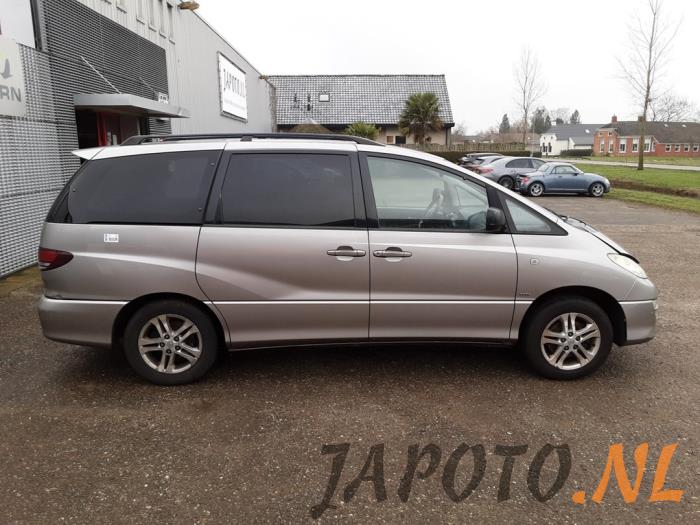 Toyota Previa 2.4i 16V VVT-i Sloopvoertuig (2004, Grijs)