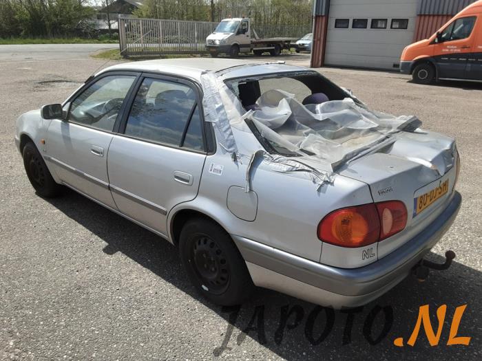 Toyota Corolla 1.6 16V Sloopvoertuig (1999, Grijs)