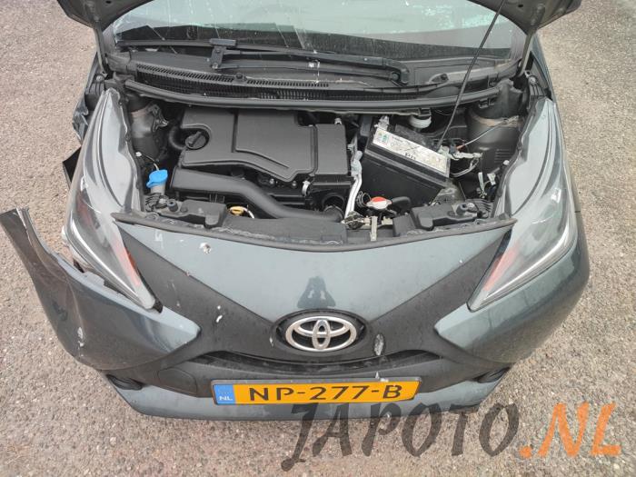 Toyota Aygo 1.0 12V VVT-i Sloopvoertuig (2017, Grijs)