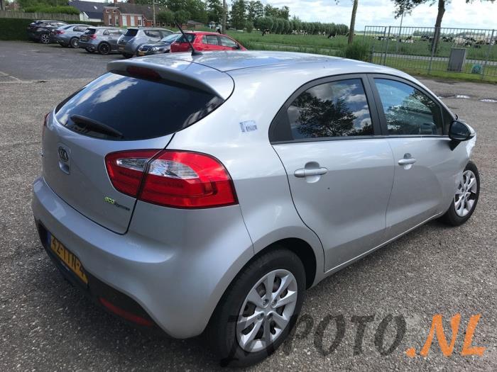 Kia Rio 12