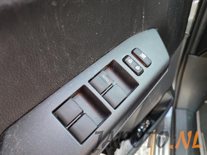 Toyota RAV4 2.5 Hybrid 16V VVT-i 4x4 Sloopvoertuig (2019, Grijs)