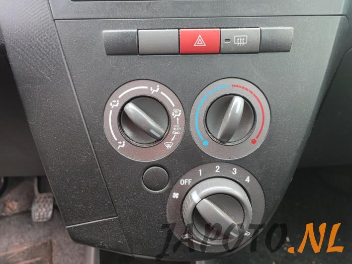 Daihatsu Cuore 1.0 12V DVVT Sloopvoertuig (2008, Groen)