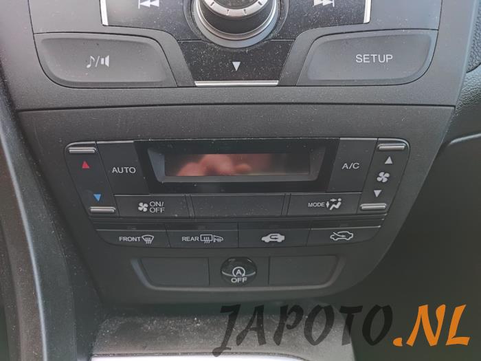 Honda Civic 1.4i VTEC 16V Sloopvoertuig (2013, Rood)