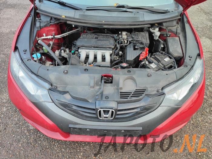 Honda Civic 1.4i VTEC 16V Sloopvoertuig (2013, Rood)