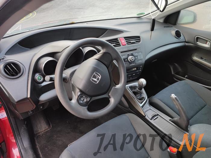 Honda Civic 1.4i VTEC 16V Sloopvoertuig (2013, Rood)