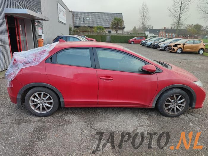 Honda Civic 1.4i VTEC 16V Sloopvoertuig (2013, Rood)
