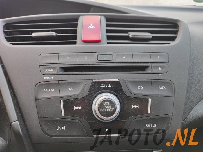 Honda Civic 1.4i VTEC 16V Sloopvoertuig (2013, Rood)