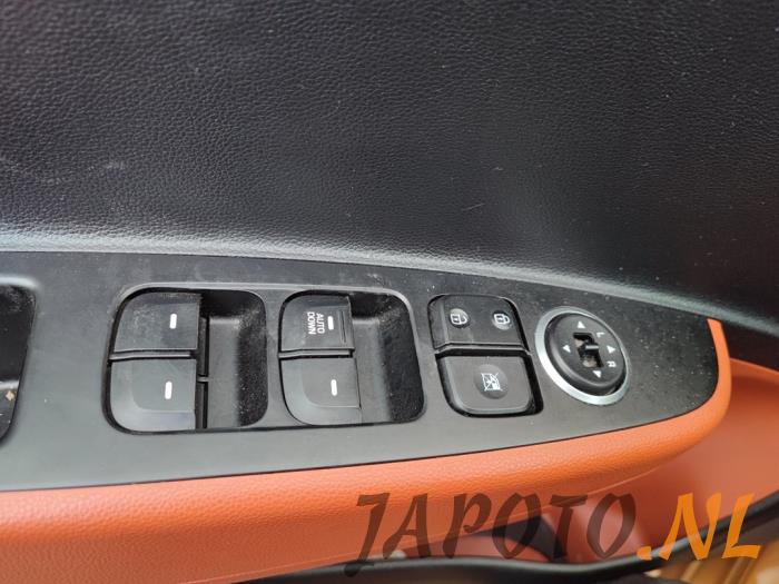 Hyundai i10 1.2 16V Sloopvoertuig (2016, Oranje)