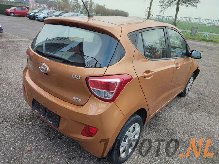 Hyundai i10 1.2 16V Sloopvoertuig (2016, Oranje)
