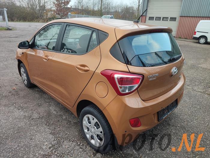Hyundai i10 1.2 16V Sloopvoertuig (2016, Oranje)