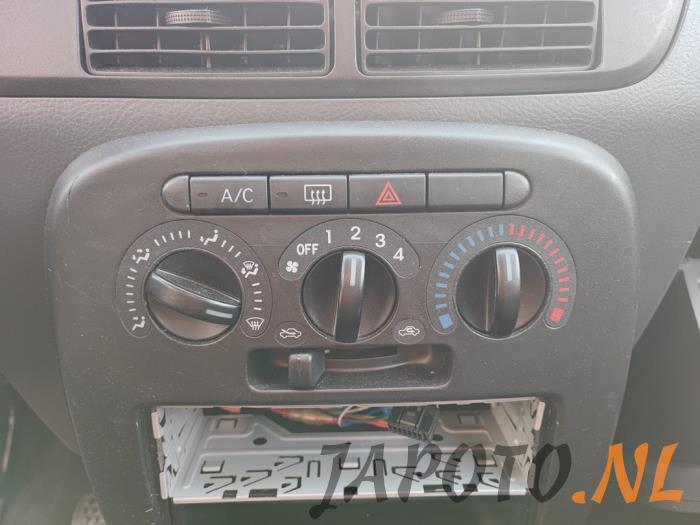 Daihatsu Cuore 1.0 12V DVVT Sloopvoertuig (2003, Zwart)