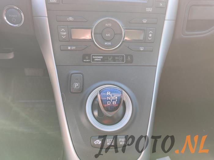 Toyota Auris 1.8 16V HSD Full Hybrid Sloopvoertuig (2011, Wit)