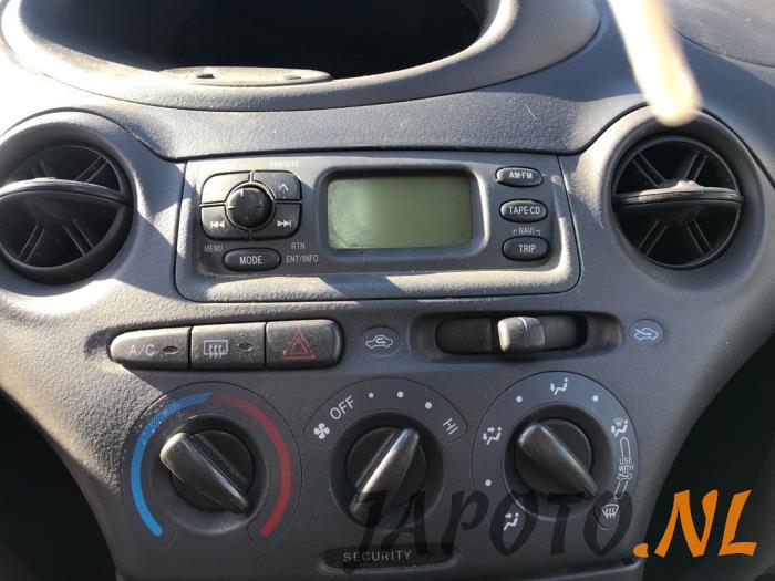 Toyota Yaris 1.3 16V VVT-i Sloopvoertuig (2002, Blauw)