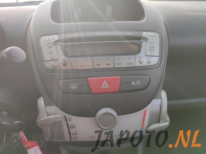 Voor Toyota Voor Aygo 2007 Universeel Voor De Meeste Autos Sportstoelbeschermer Autostoelhoes(BLACK 2Piece