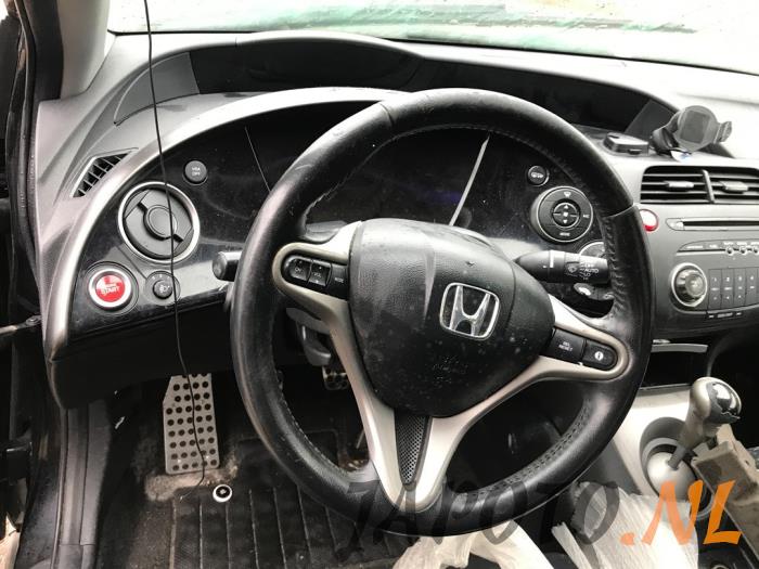 Honda Civic 1.4 i-Dsi Sloopvoertuig (2008, Zwart)