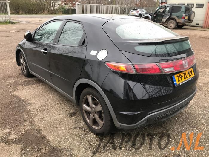 Honda Civic 1.4 i-Dsi Sloopvoertuig (2008, Zwart)