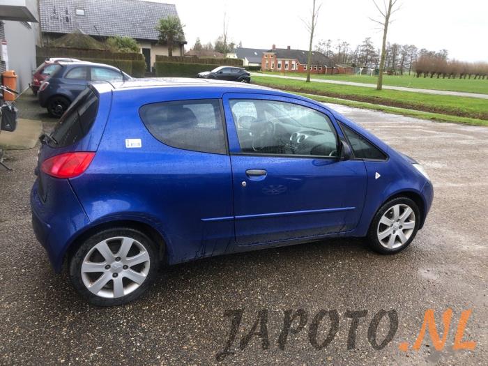 Mitsubishi Colt 1.5 16V Sloopvoertuig (2006, Blauw)