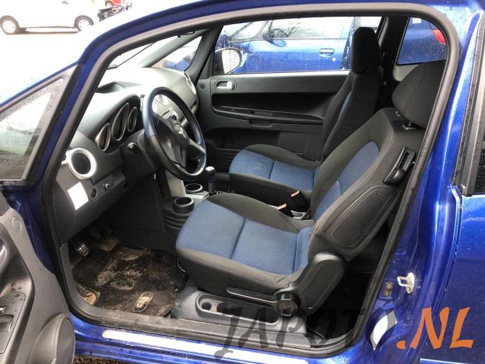 Mitsubishi Colt 1.5 16V Sloopvoertuig (2006, Blauw)